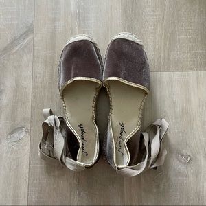 Free People Artisan crafted espadrille platforms with lace-up in size 39